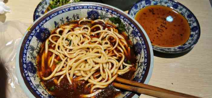 合肥春芹拉面，美食傳奇與最新地址揭秘